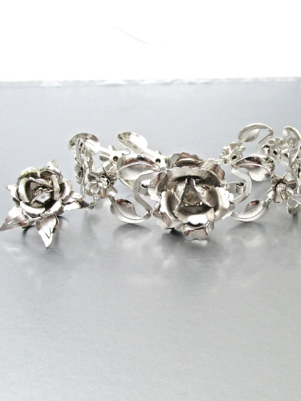 Vintage Retro BUGBEE NILES Aluminum 3-D ROSE Rhinestone Bracelet Earrings Set
